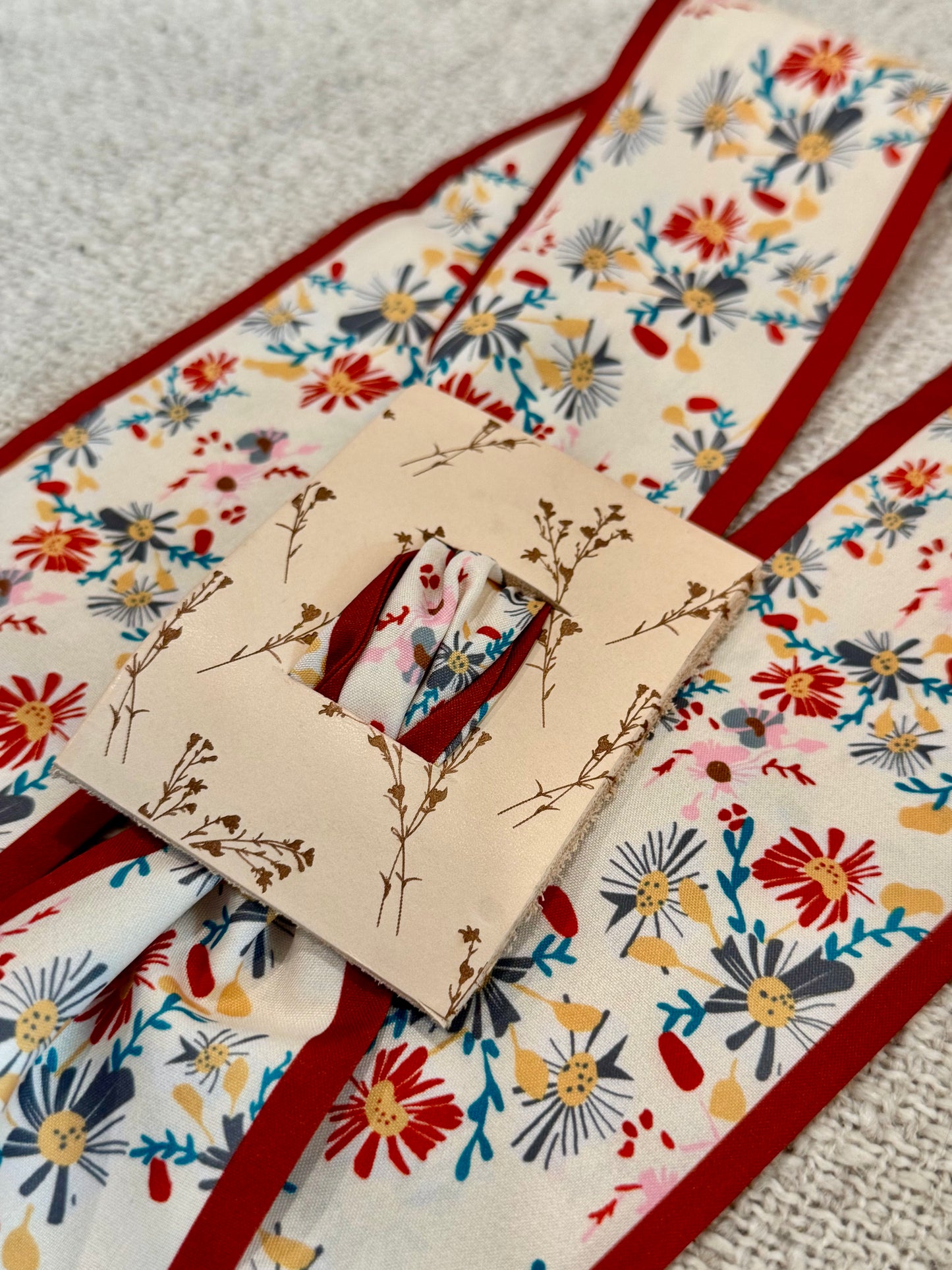 Floral - Floral Light Brown Leather Hair Accessory