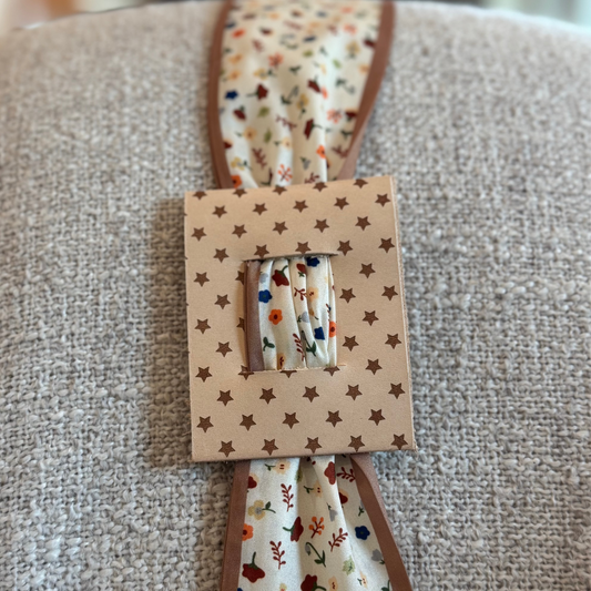 Tan Floral - Light Brown Star Hair Accessory