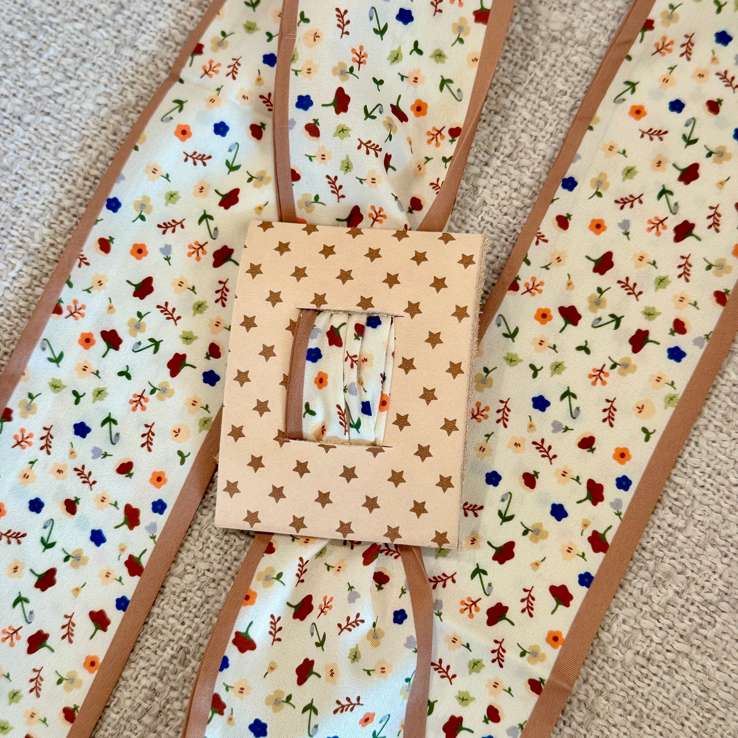 Tan Floral - Light Brown Star Hair Accessory
